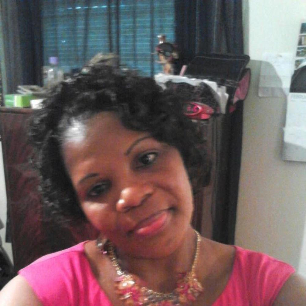 Meet your Posher, Carla